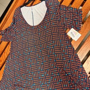 LulaRoe Classic Tee